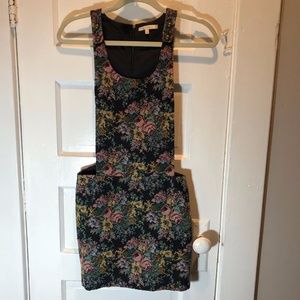 Under Skies Vintage Floral Pattern Overall Dress